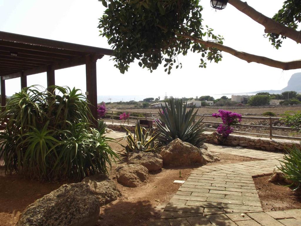 Affittacamere Il Giardino delle Aloe Favignana Camera foto